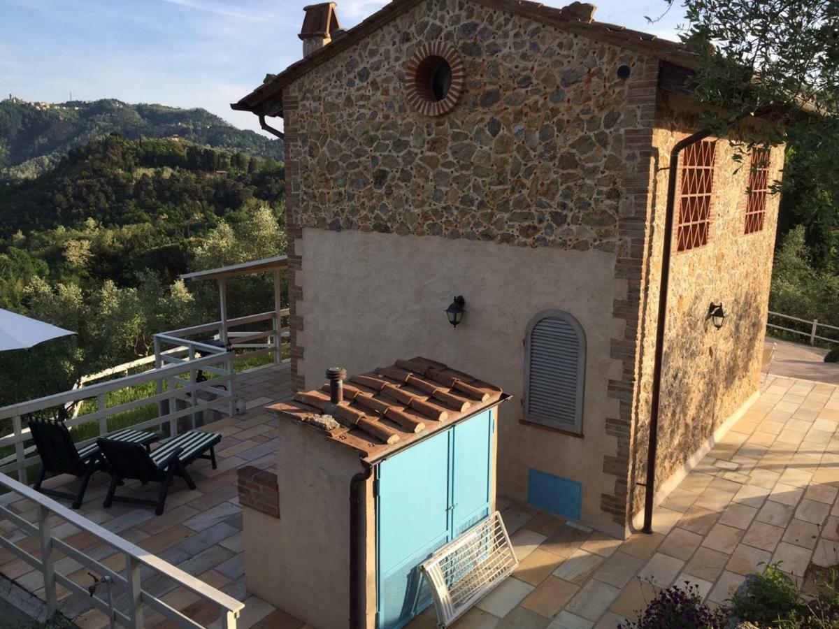 Valuable Rustic Tuscan Swimming Pool, Breathtaking View Of Camaiore Kültér fotó